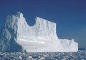 Antarctica_iceberg_1flat
